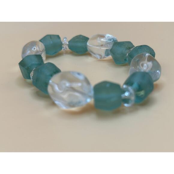 Chunky Blue Green and Clear Beaded Stretch Bracelet - Picture 1 of 3